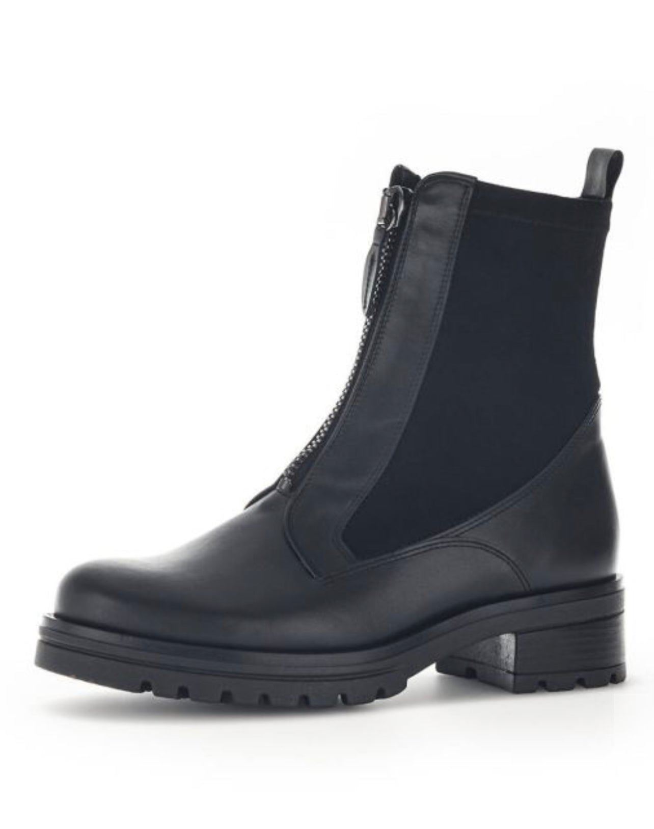 32.782.57 Chukka Lug Boot-Black