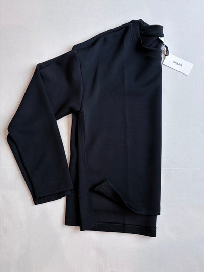 AirEssentials Long Sleeve Side Slit Top Very Black