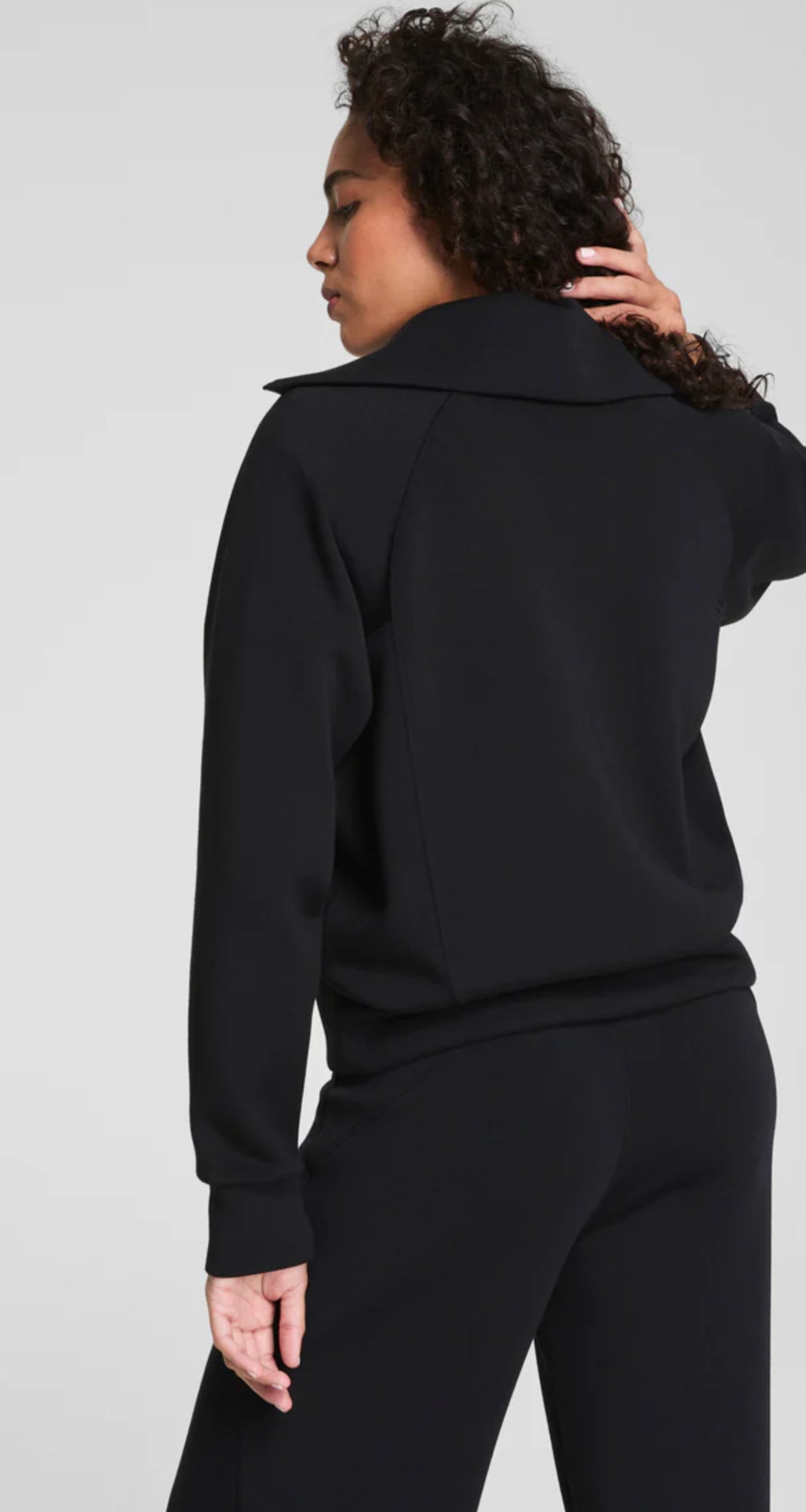 Air Essentials Half Zip Top-Very Black