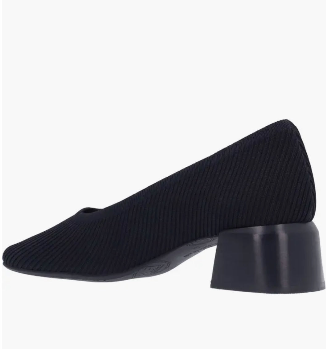 Saraphina Black