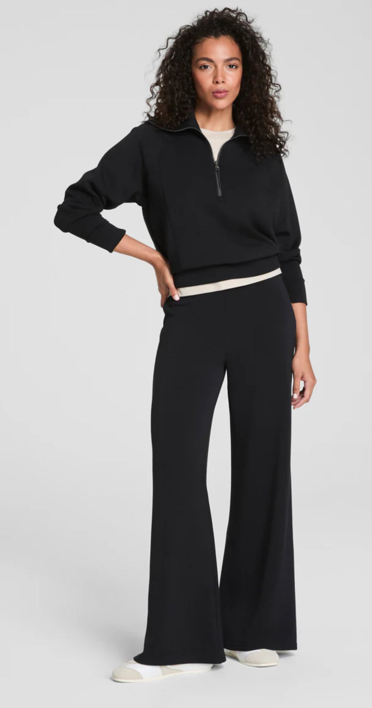Air Essentials Half Zip Top-Very Black