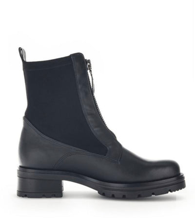 32.782.57 Chukka Lug Boot-Black