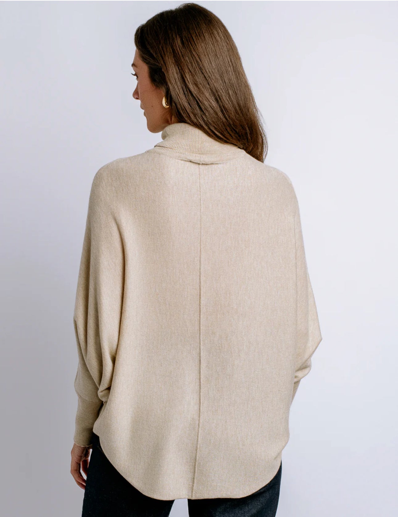 RYU Turtleneck Oat