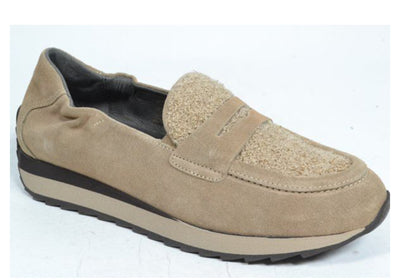 9.32.12 Delsie Antilope Beige
