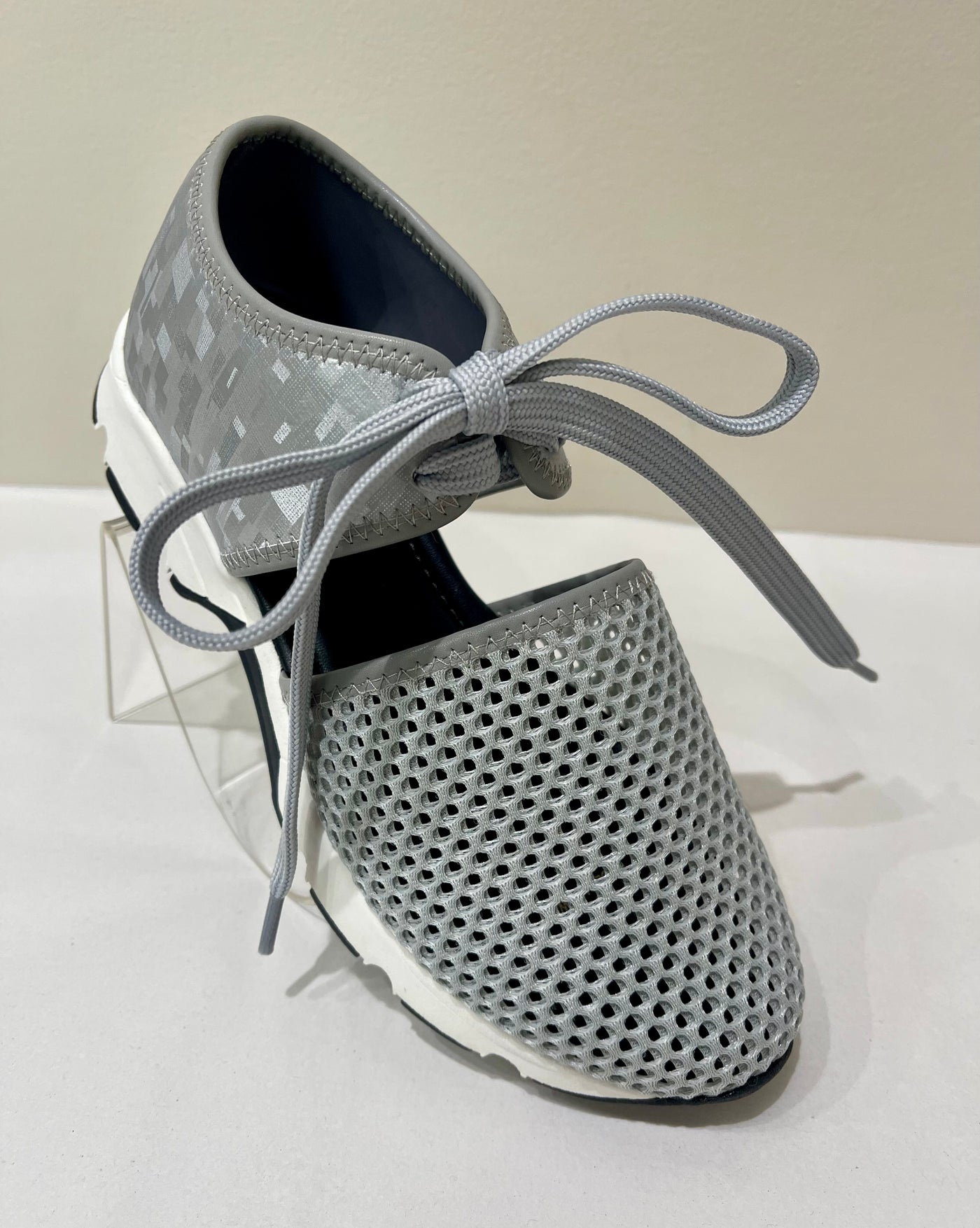 Amazing Mesh - Grey Geo