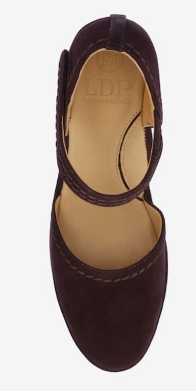 Orva Chocolate Suede
