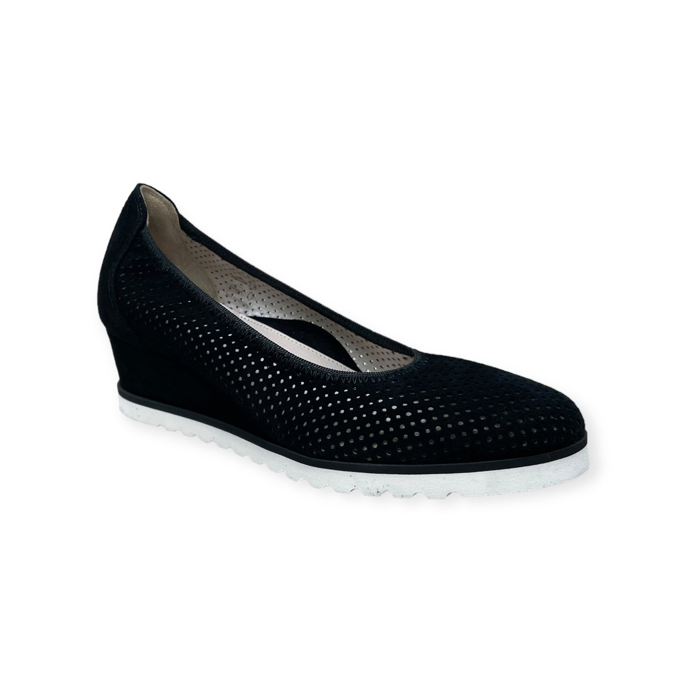 20.09.01 Joy Slip on- Black