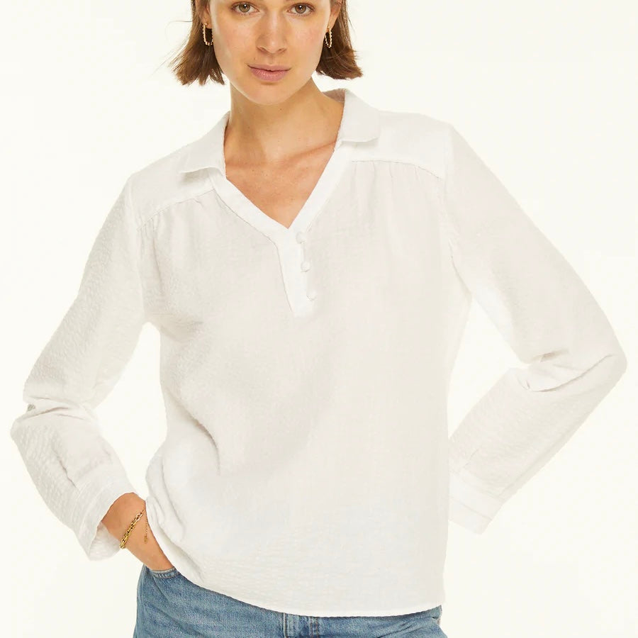 Venus Shirt in White Seersucker