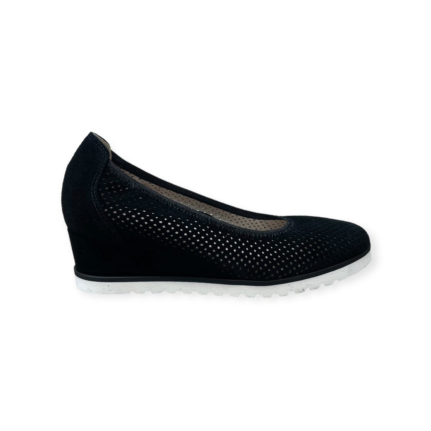 20.09.01 Joy Slip on- Black