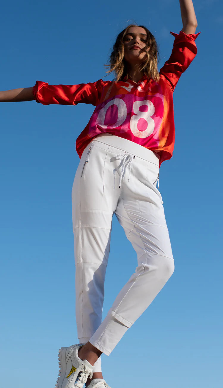 Candy Jogger in White